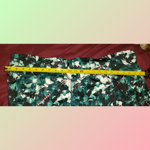 3x confetti legging Xersion 22 24 26? - Picture 7 of 7